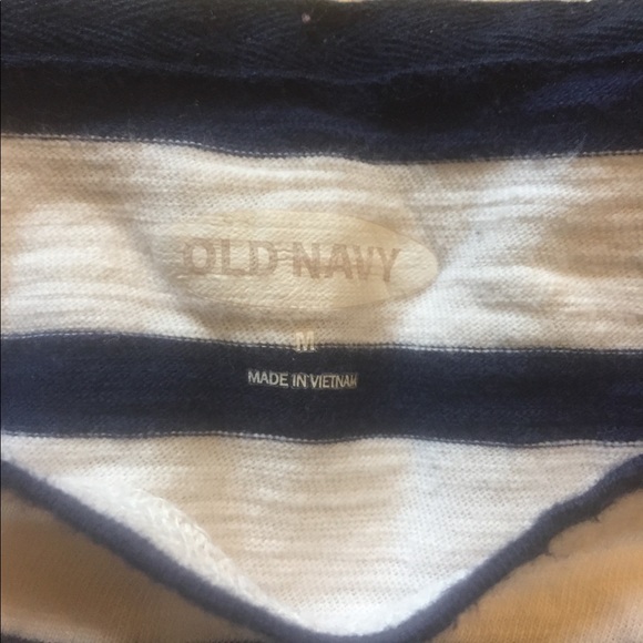 Old Navy Women’s Long Sleeve - Picture 3 of 3